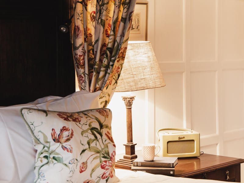 Feature Four Poster Room at The Spread Eagle Hotel in Sussex