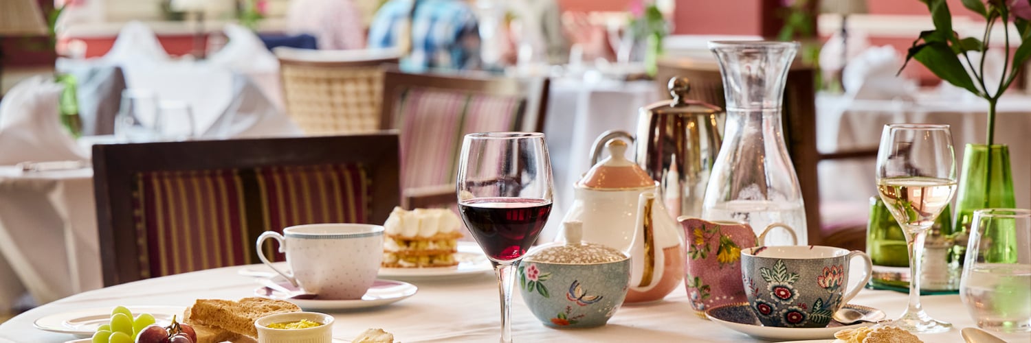Eat & Drink at Ockenden Manor in Cuckfield, West Sussex