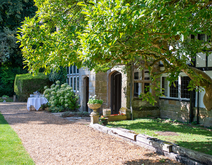 Outdoor Weddings at Ockenden Manor in Cuckfield, West Sussex