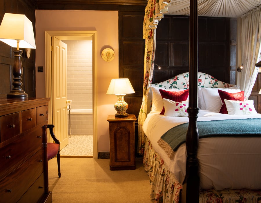 Sussex Four Poster Room at The Spread Eagle Hotel